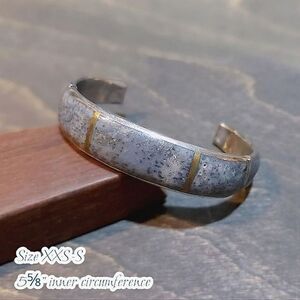 Vtg blue-grey faux stone inlay mixed metal cuff
